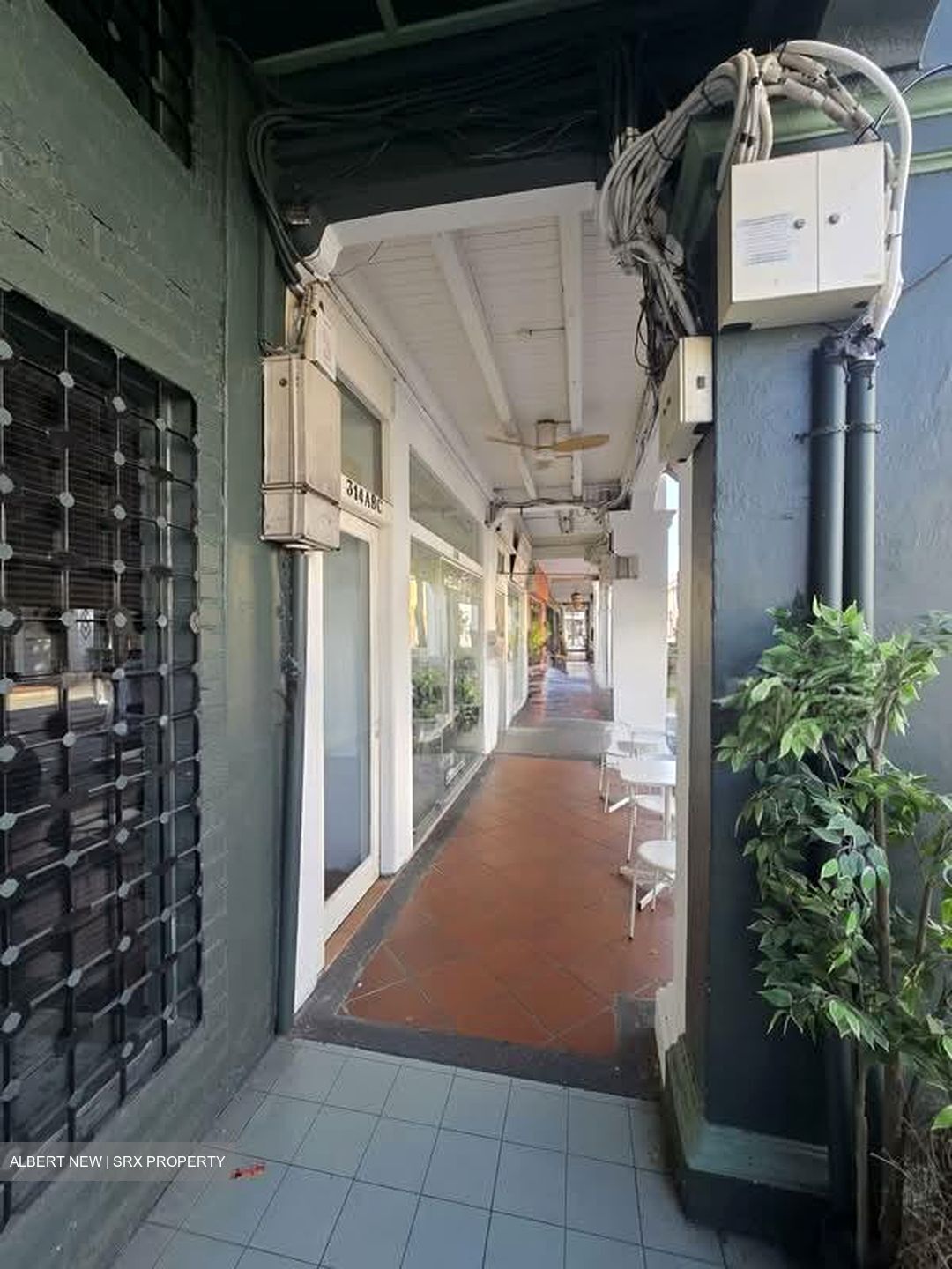 Joo Chiat Road (D15), Shop House #533057191